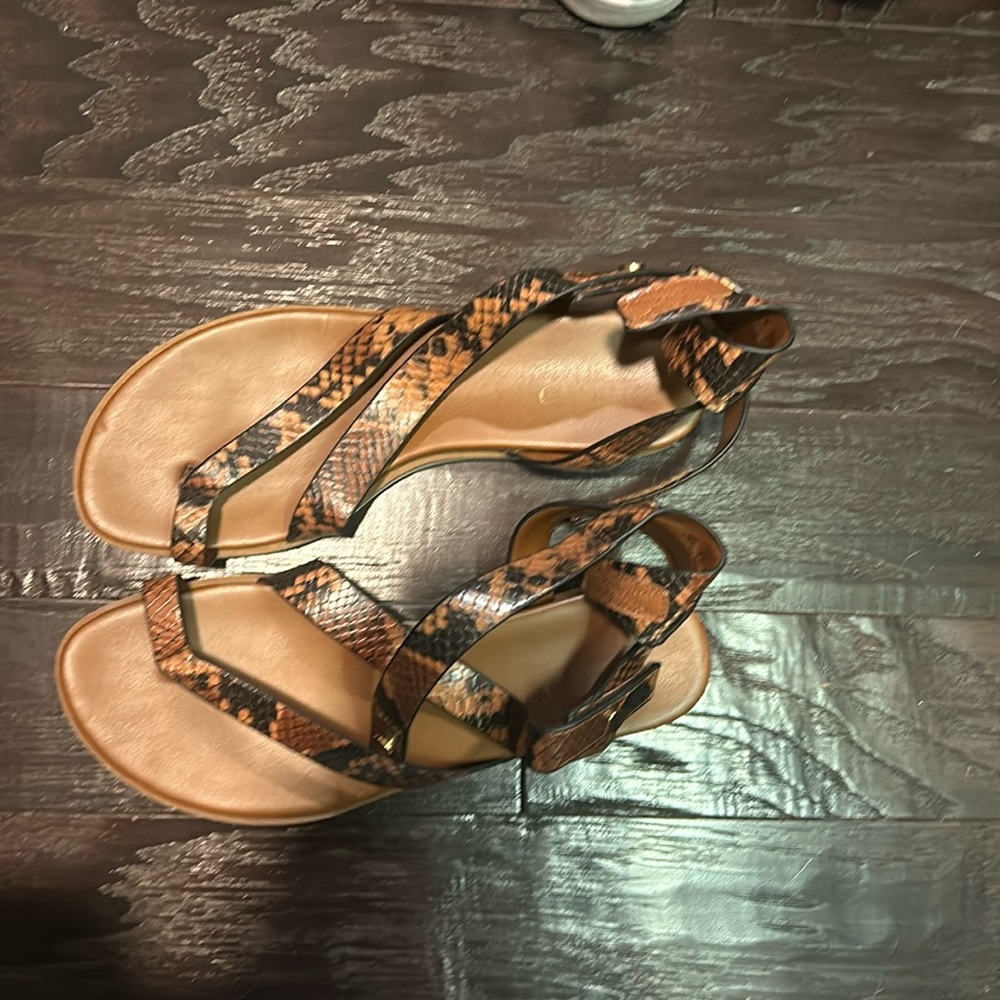FrancoSarto flip flops